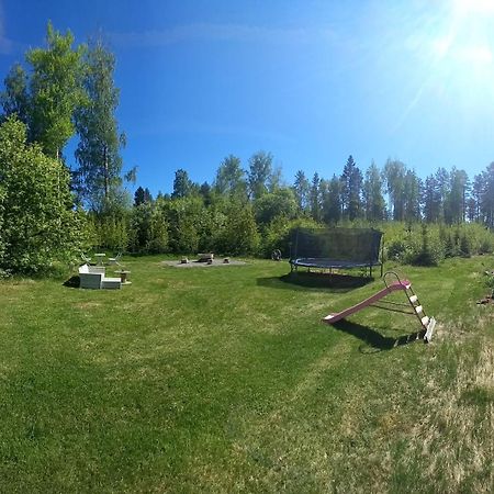 Inha Holiday House Егтярі Екстер'єр фото